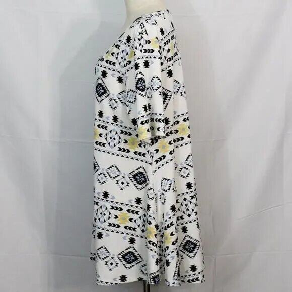 LulaRoe Simply Comfortable Top Size L - Picture 6 of 8